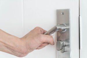 Read more about the article What To Do When Locked Out of Your Scottsdale Home