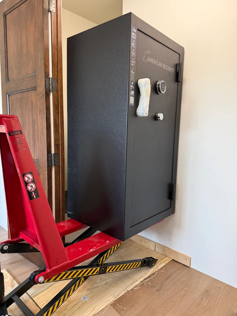 You are currently viewing Why Bolting Down Your Safe Is One of the Most Important Security Upgrades